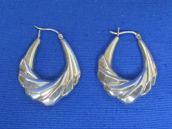 Pair of Sterling Silver Earrings – 1 1/4” long – Weight is 4.0 grams