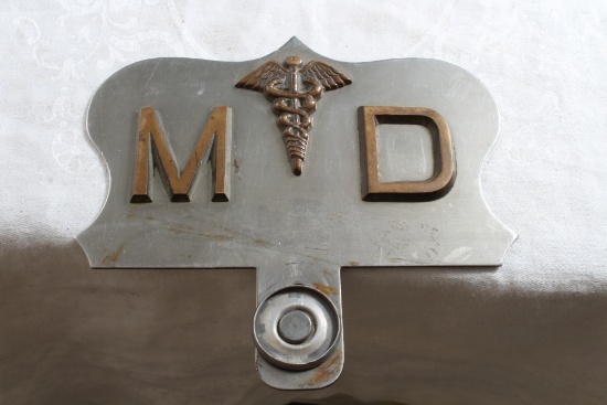 Vintage Doctor M D License Plate Topper