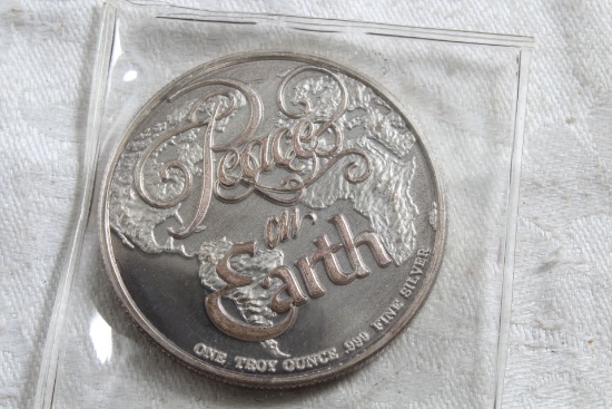 1990 Merry Christmas One Ounce Silver Coin