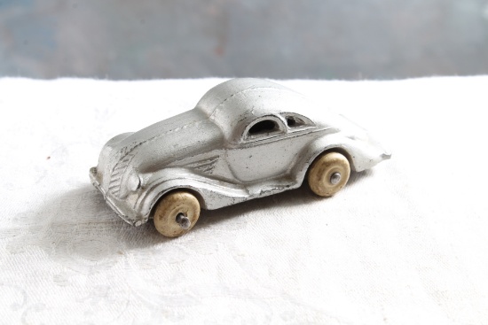 1930's Barclay Cast Metal Sleek Toy Car Rubber Tires 3 1/4" Long