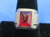 Vintage Sterling Silver Ring with Red Stone – Size 9.5 – Total weight is 6.1 grams