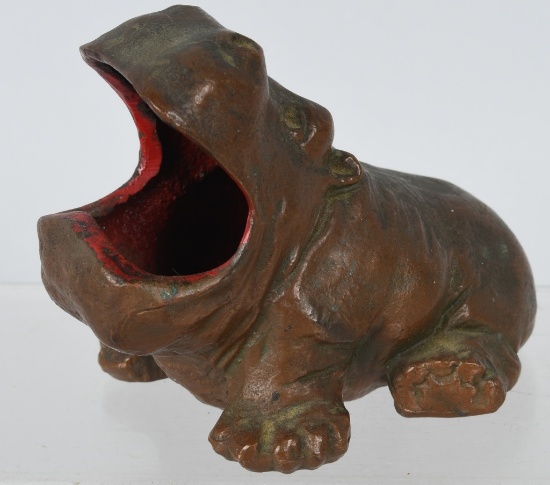 PAINTED CAST METAL FIGURAL HIPPO ASHTRAY WB MFG
