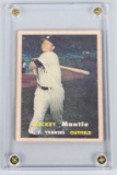 1957 TOPPS #95 MICKEY MANTLE BASEBALL CARD