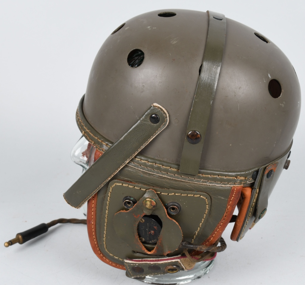 WWII US M38 TANK HELMET W/ R-14 RECEIVERS | Proxibid WWII US M38 TANK HELMET W/ R-14 RECEIVERS | Proxibid