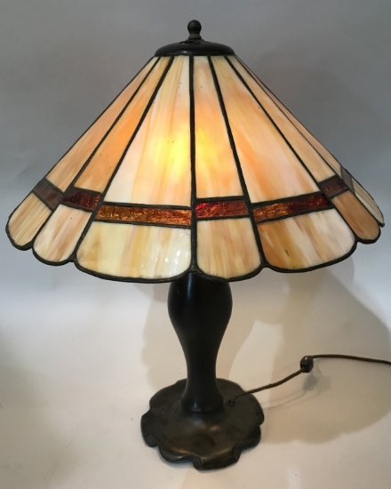 DUFFNER SLAG GLASS TABLE LAMP