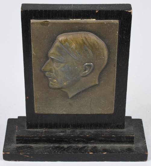 WWII NAZI GERMAN ADOLF HITLER PLAQUE