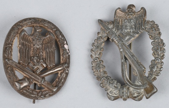 WWII NAZI GERMAN MEDAL LOT OF 2 ASSAULT BADGES