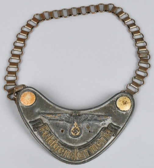 WWII NAZI GERMAN FELDGENDARMERIE POLICE GORGET