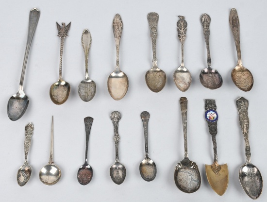 COLLECTION OF WORLDS FAIR SPOONS