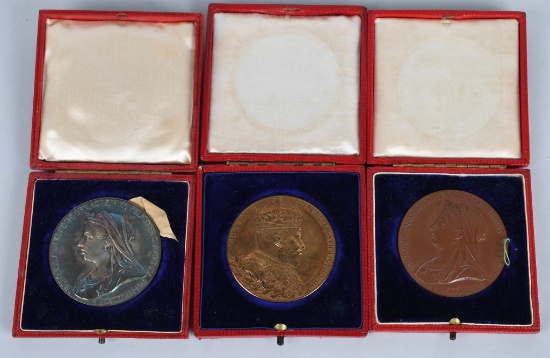 CORONATION & DIAMOND JUBILEE QUEEN VICTORIA MEDALS
