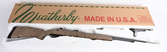 WEATHERBY MARK V VARMITMASTER 220 SWIFT IN BOX