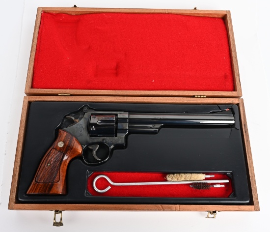 CASED SMITH & WESSON MODEL 25-5 REVOLVER