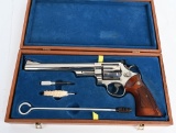 CASED SMITH & WESSON MODEL 29-2 REVOLVER
