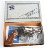 FINE SMITH & WESSON MODEL 36 CHIEFS SPECIAL W/ BOX