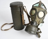 WWII NAZI GERMAN M30 GASMASK & CANISTER GAS WW2