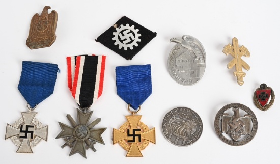 WWII NAZI GERMAN BADGE LOT NSDAP HJ NSKOV WW2