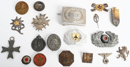 WWII NAZI GERMAN MEDAL & INSIGNIA LOT w/ TINNIES