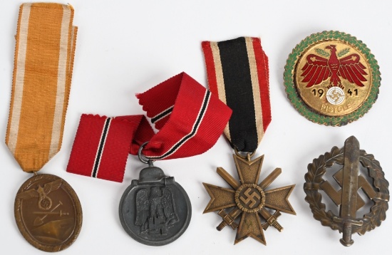 WWII NAZI GERMAN MEDAL & INSIGNIA LOT HEER RAD SA