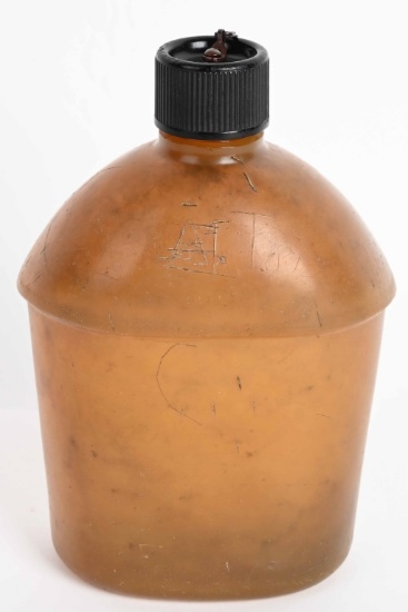 WWII 1944 DATED EXPERIMENTAL PLASTIC CANTEEN WW2