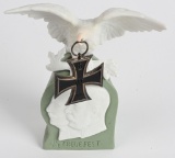 WWI IMPERIAL GERMAN EAGLE SCULPTURE W IRON CROSS