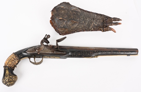 UNUSUAL SPANISH FLINTLOCK WITH ALLIGATOR HOLSTER