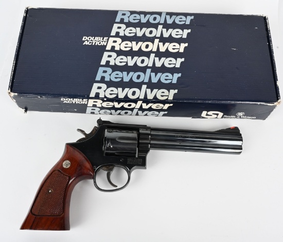 BOXED SMITH & WESSON MODEL 586 REVOLVER