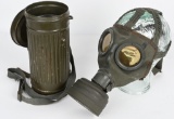 WWII NAZI GERMAN WEHRMACHT M30 GASMASK & CANISTER