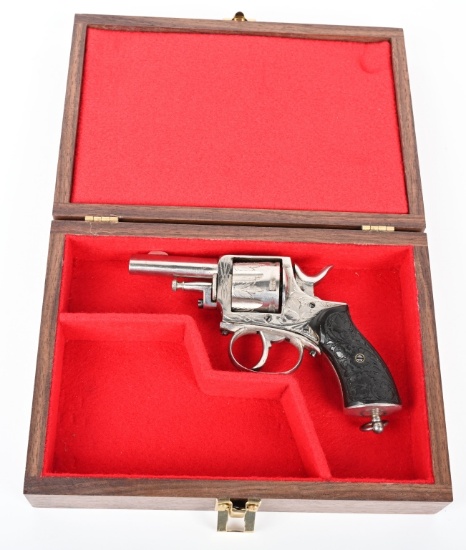 UNFIRED FACTORY ENGRAVED BELGIUM BULLDOG TYPE