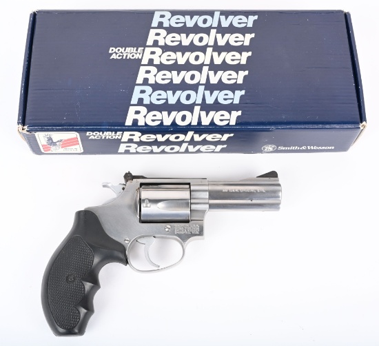 BOXED S&W MODEL 60 STAINLESS TARGET REVOLVER