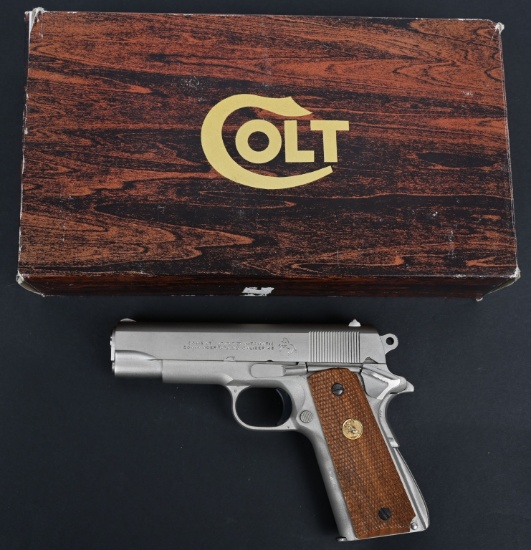 BOXED COLT COMBAT COMMANDER SEMI AUTO PISTOL