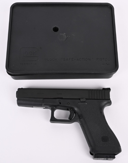 BOXED GLOCK MODEL 17 SEMI AUTO PISTOL