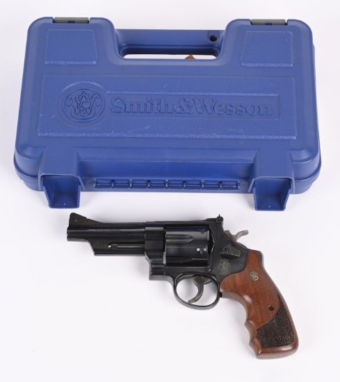 SMITH & WESSON MODEL 29-8 "MOUNTAIN GUN"