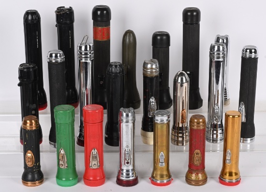 LARGE LOT WINCHESTE R FLASHLIGHTS
