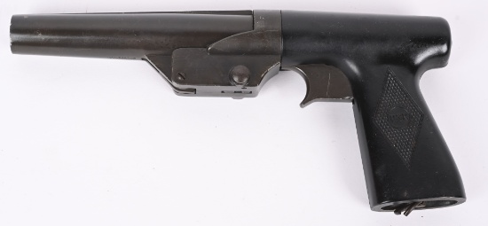 R. F. SEDGLEY USN MARK V FLARE GUN