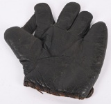 PRE WAR WINCHESTER FIELDERS GLOVE