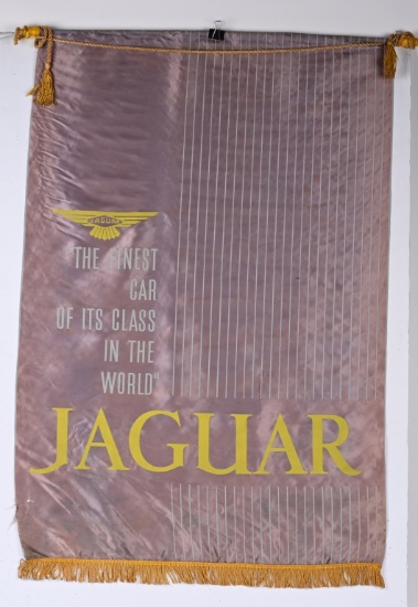 Jaguar w/Logo Silk Banner