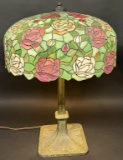 BRADLEY & HUBBARD ROASE LEADED GLASS TABLE LAMP