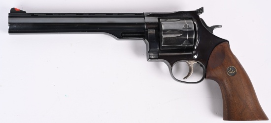 DAN WESSON 44 MAGNUM REVOLVER W/ 8" BBL.