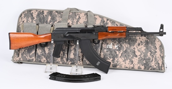 ROMANIAN SAR-1 SEMI AUTOMATIC RIFLE WITH MAGS