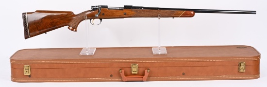 CASED 338 BROWNING MEDALLION GRADE SPORTING RIFLE