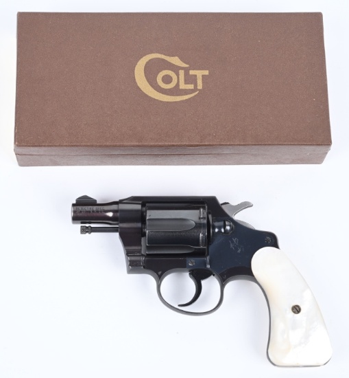 FINE COLT DETECTIVE .32 NEW POLICE W / PEARLS 1952