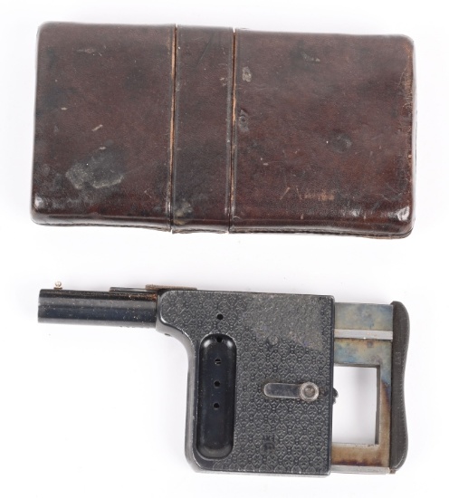 CASED MANUFRANCE No2 GAULOIS SQUEEZE PISTOL