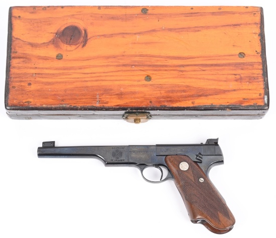 COLT PRE WAR TARGET WOODSMAN BULLSEYE MATCH -1939