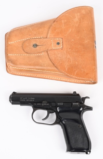 CZECH CZ-82 SEMI AUTO PISTOL WITH RIG