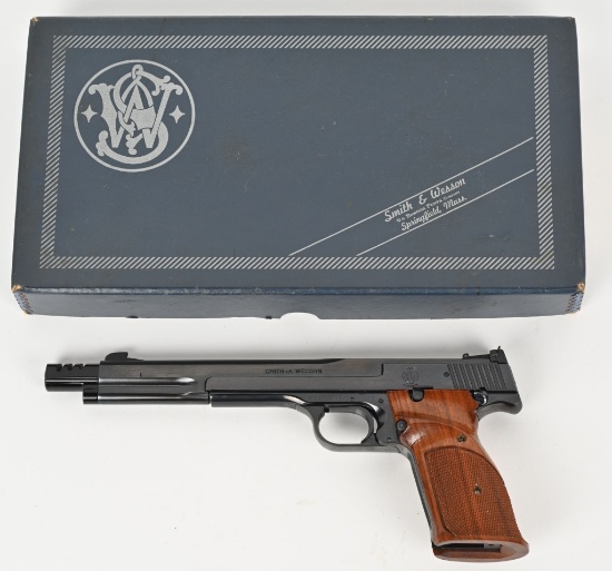 SMITH & WESSON MODEL 41 SEMI AUTO PISTOL WITH BOX
