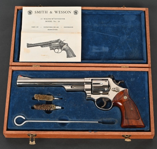 SMITH & WESSON MODEL 29-2 .44 MAG REVOLVER W/CASE