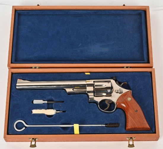SMITH & WESSON MODEL 29-2 .44 MAGREVOLVER CASED