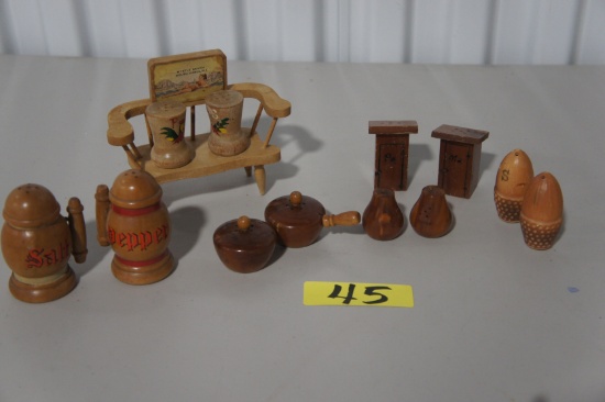 Wooden Salt & Pepper Shaker Lot  -JC