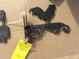 (2) ROOSTER WALL HANGERS