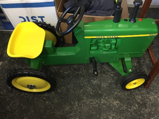 JOHN DEERE 4430 PEDAL TRACTOR